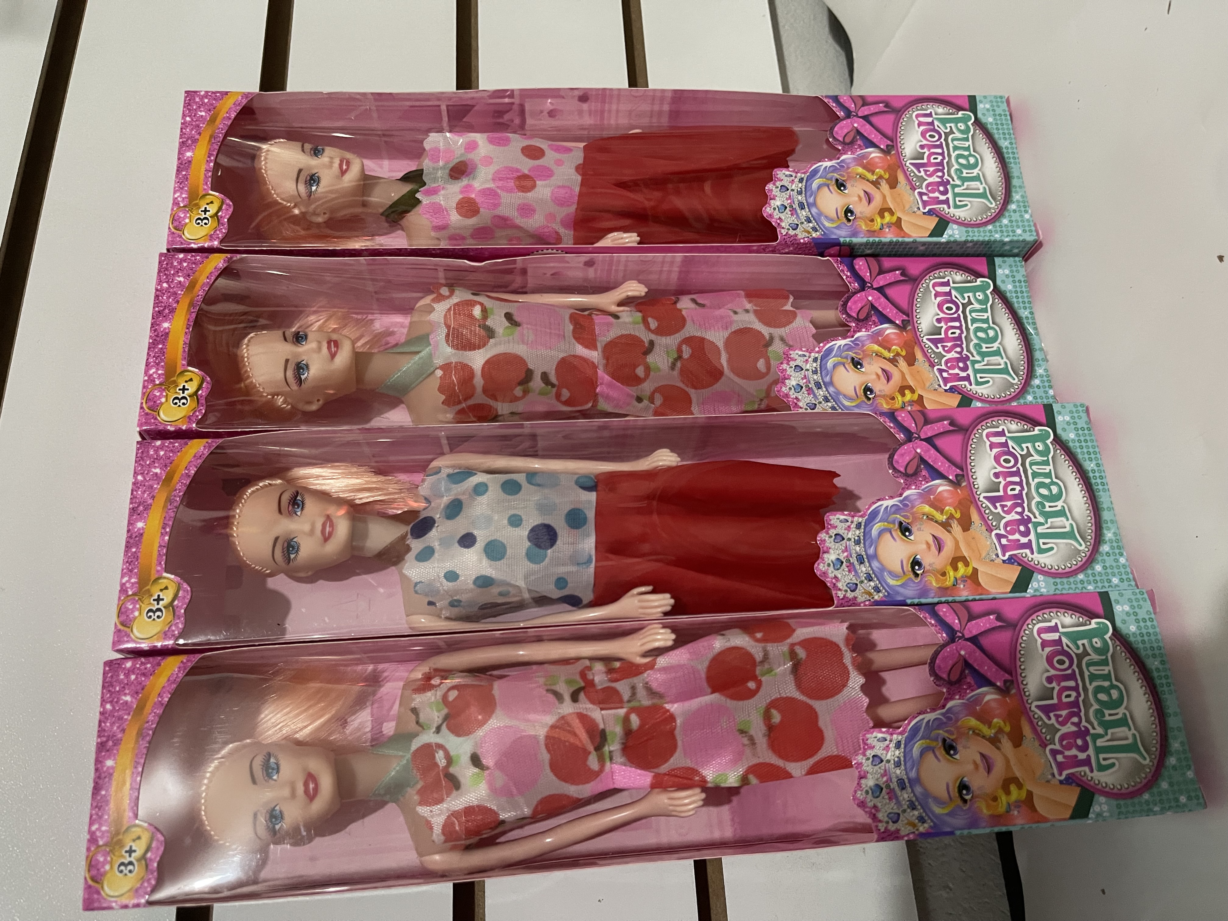 Caja de Muñeca en caja Individuales