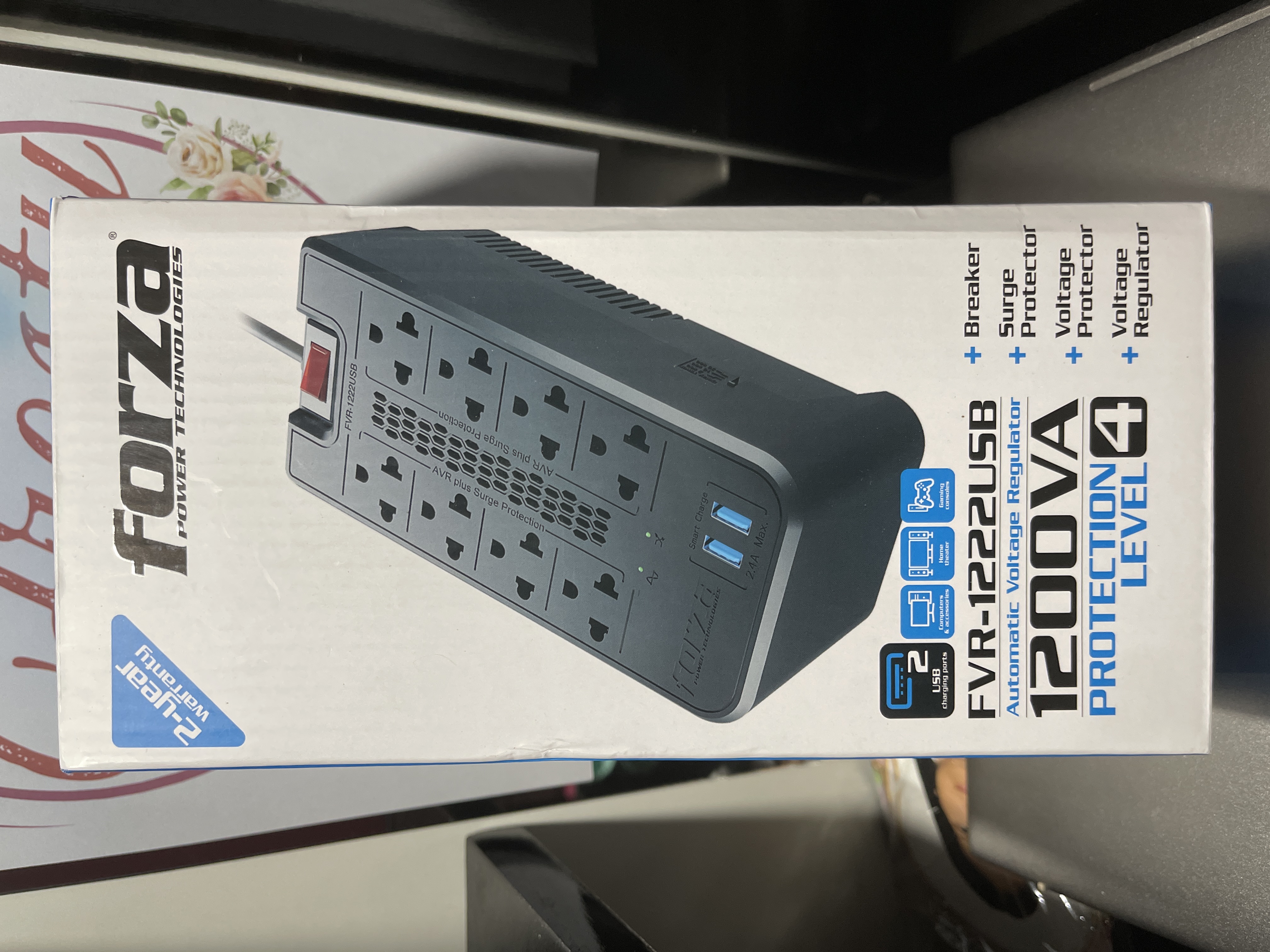 Estabilizador Forza FRV-1200VA